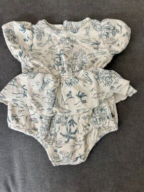 Modern Moments White & Teal Tropical Print One-Piece Romper New w/o Tags